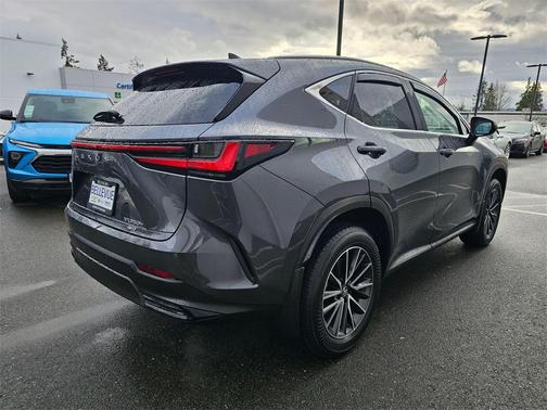 2025 Lexus NX 350h Premium