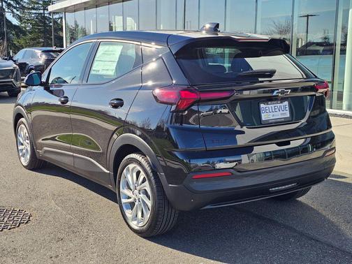 Mosaic Black Metallic 2027 Chevrolet Bolt LT FWD