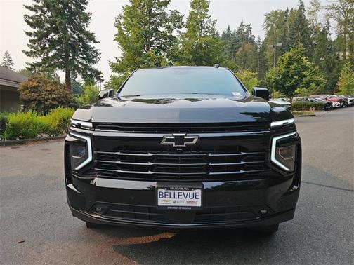 2025 Chevrolet Suburban RST