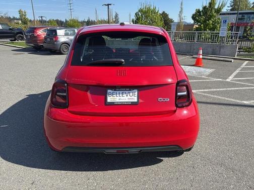 2024 FIAT 500e INSPI(RED) FWD