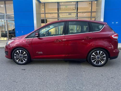 2017 Ford C-Max Energi Titanium