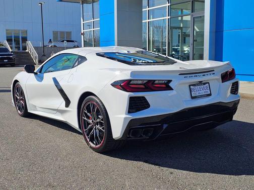 Arctic White 2026 Chevrolet Corvette Stingray w/2LT