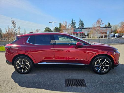 Radiant Red Tintcoat 2025 Chevrolet Equinox EV LT