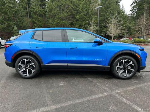 Riptide Blue Metallic 2026 Chevrolet Equinox EV LT