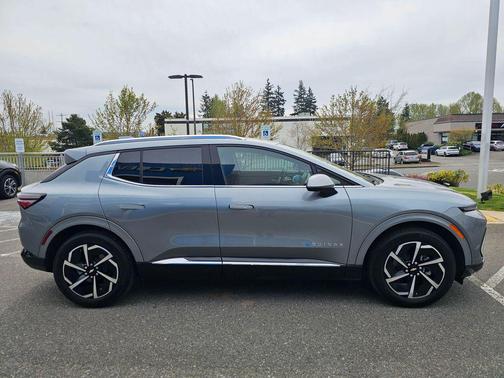 Sterling Gray Metallic 2025 Chevrolet Equinox EV LT