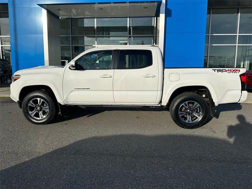 2018 Toyota Tacoma TRD Sport