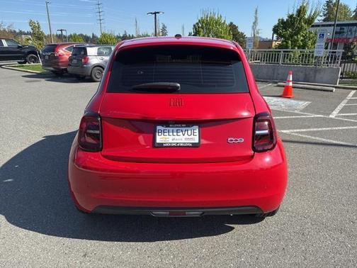 2024 FIAT 500e INSPI(RED) FWD
