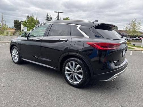2021 INFINITI QX50 LUXE AWD