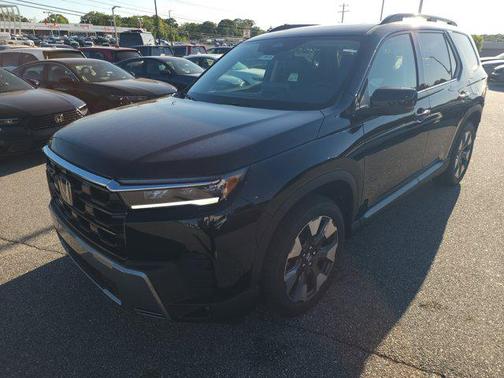 Crystal Black Pearl 2026 Honda Pilot Elite