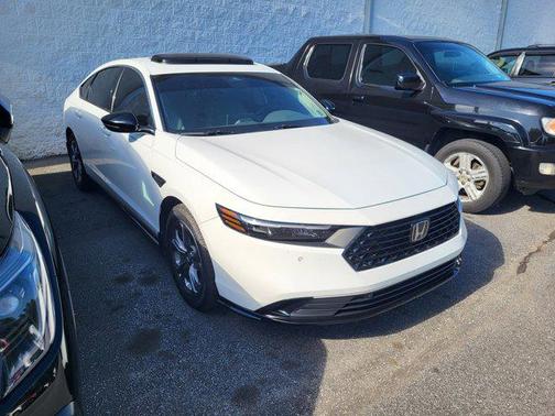 Platinum White Pearl 2024 Honda Accord Hybrid EX-L