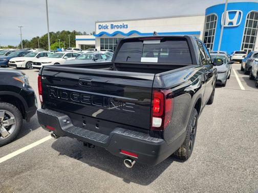 Crystal Black Pearl 2026 Honda Ridgeline Black