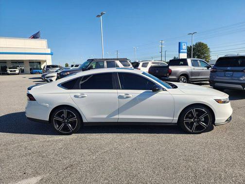 2024 Honda Accord Hybrid 