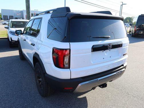 Crystal Black Pearl 2026 Honda Passport AWD TrailSport Elite