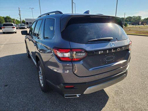 Modern Steel Metallic 2026 Honda Pilot EX-L