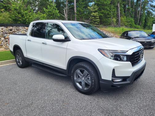 Platinum White Pearl 2023 Honda Ridgeline