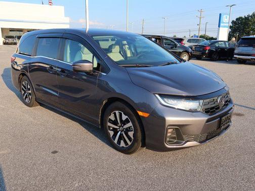 2025 Honda Odyssey 