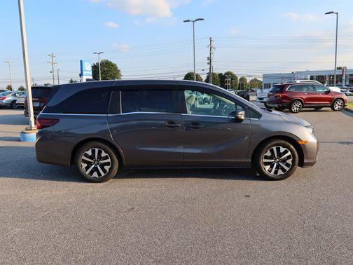 2025 Honda Odyssey 