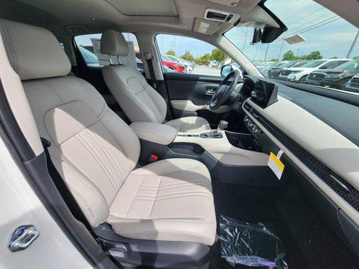 PLATINUM WHITE 2026 Honda HR-V EX-L