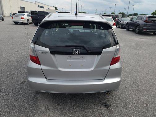 Alabaster Silver Metallic 2013 Honda Fit Sport