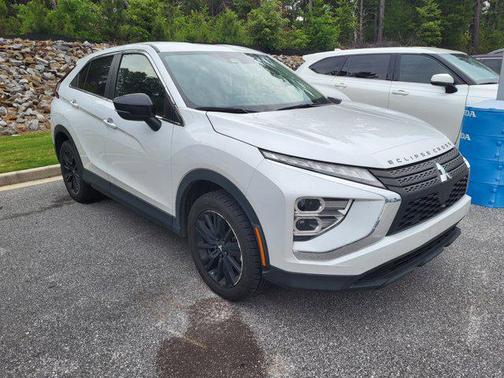 White 2023 Mitsubishi Eclipse Cross LE