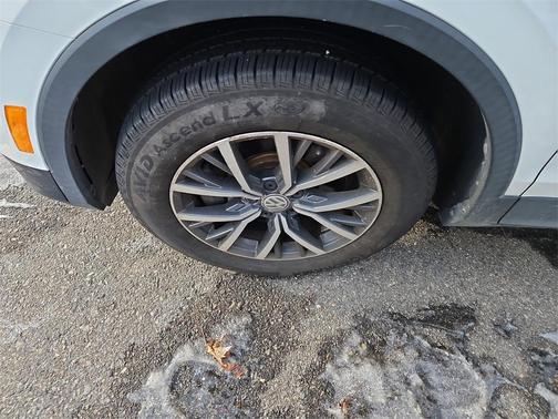 2020 Volkswagen Tiguan 2.0T SE