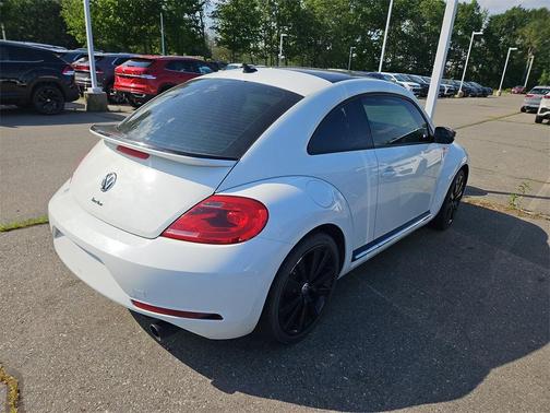 2016 Volkswagen Beetle R-Line