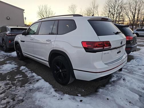 2023 Volkswagen Atlas 3.6 V6 SEL R-Line Black