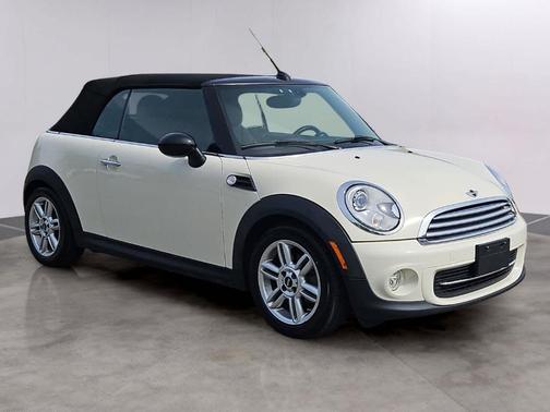 Pepper White 2015 MINI Convertible Cooper