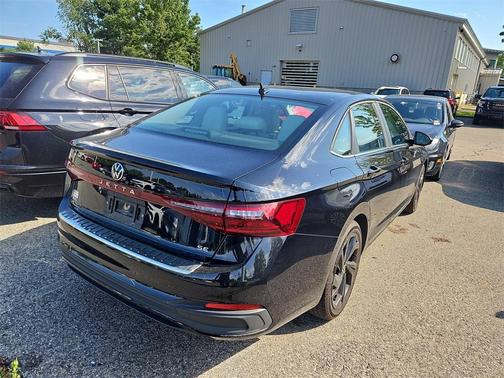 2025 Volkswagen Jetta 1.5T SE