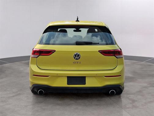 2022 Volkswagen Golf GTI 2.0T Autobahn