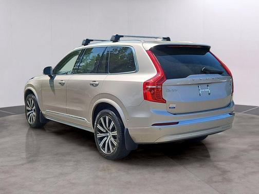 Bright 2023 Volvo XC90 B6 Plus 6-Seater