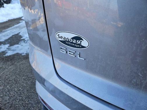 2024 Volkswagen Atlas Cross Sport 2.0T SEL Premium R-Line