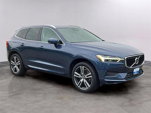 2020 Volvo XC60 T6 Momentum