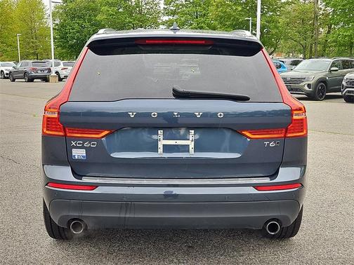 2020 Volvo XC60 T6 Momentum