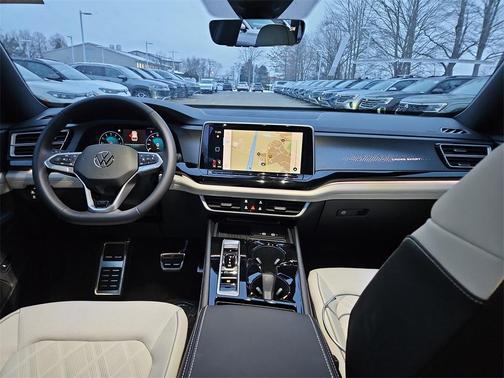 2026 Volkswagen Atlas Cross Sport 2.0T SEL Premium R-Line