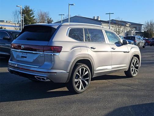 2025 Volkswagen Atlas 2.0T SEL Premium R-Line
