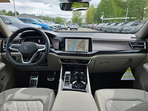 2025 Volkswagen Atlas 2.0T SEL Premium R-Line
