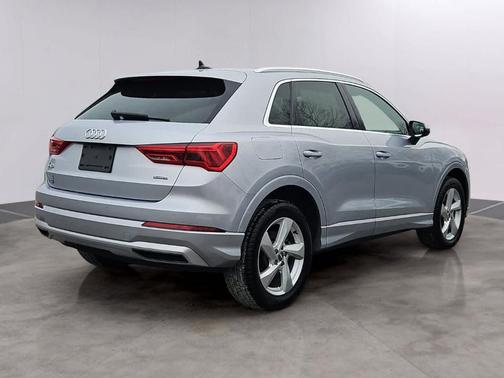 2020 Audi Q3 45 Premium