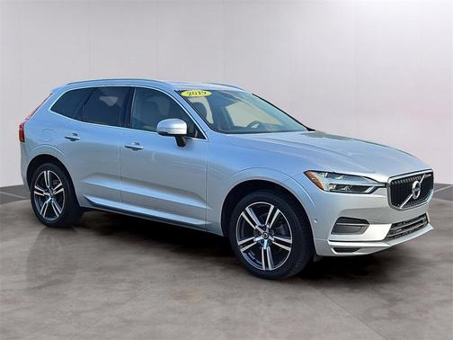 2019 Volvo XC60 T5 Momentum