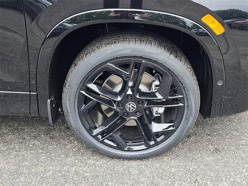 2025 Volkswagen Tiguan 2.0T SE R-Line Black