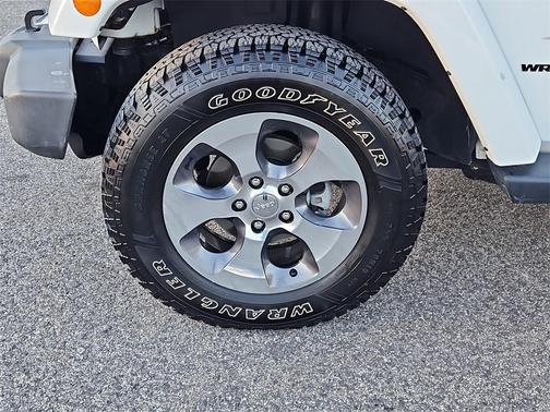 2017 Jeep Wrangler Sahara