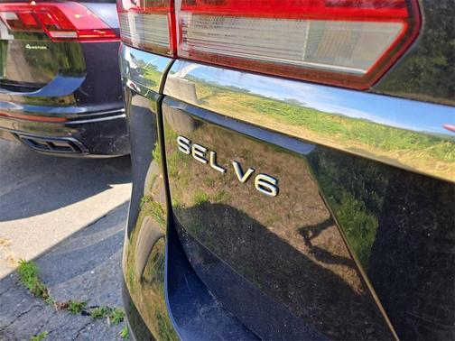 2022 Volkswagen Atlas 3.6 V6 SEL R-Line