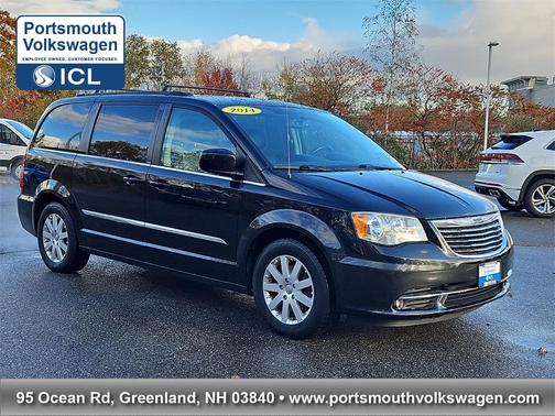 2014 Chrysler Town & Country Touring
