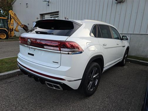 2024 Volkswagen Atlas Cross Sport 2.0T SEL R-Line