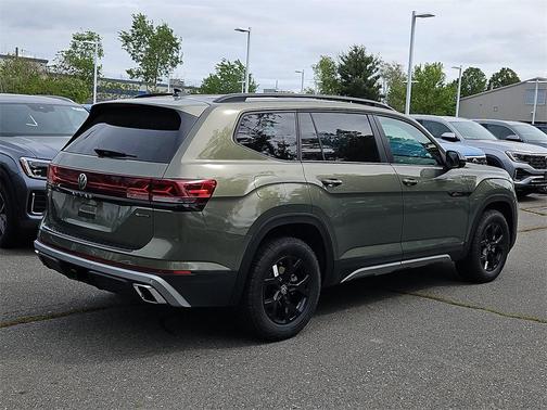 2025 Volkswagen Atlas 2.0T Peak Edition
