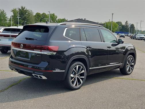 2025 Volkswagen Atlas 2.0T SEL Premium R-Line