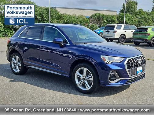 2023 Audi Q3 45 S line Premium