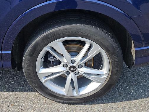 2023 Audi Q3 45 S line Premium