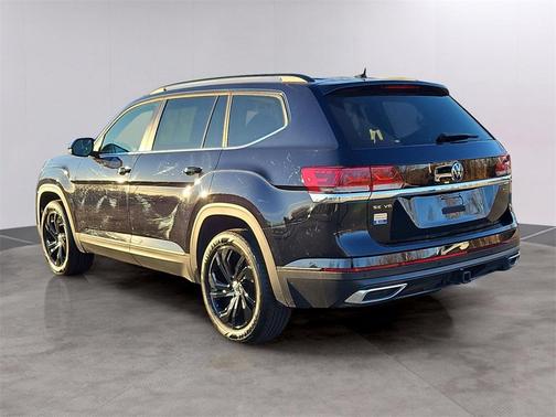 2023 Volkswagen Atlas 3.6L SE w/Technology
