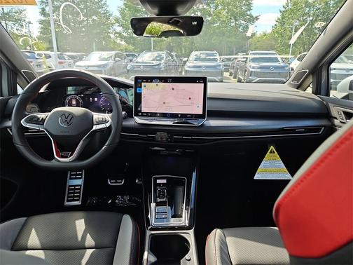 2025 Volkswagen Golf GTI 2.0T SE